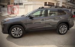 تۆیۆتا ڕاڤ 4